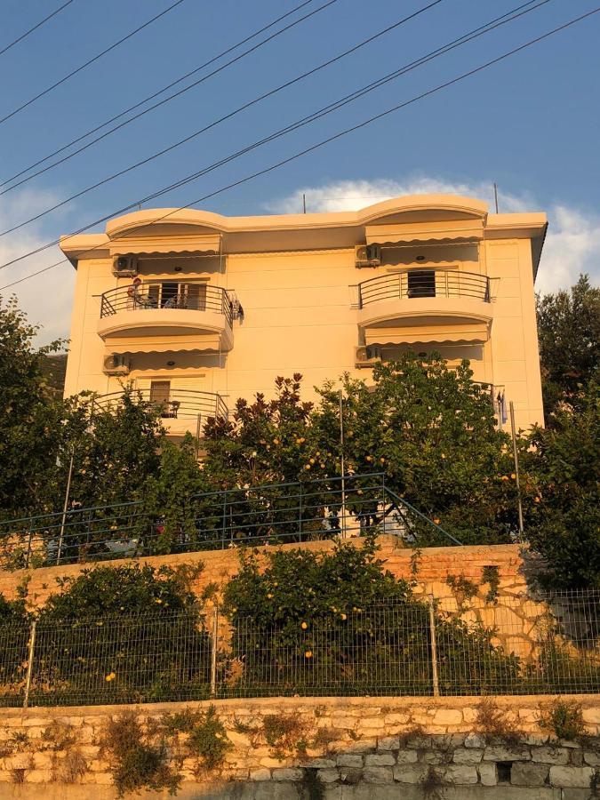 Apartments Vila Emiliano Borsh Eksteriør bilde