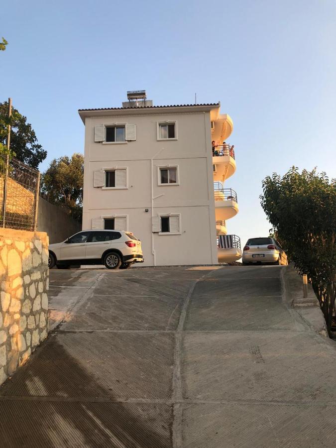 Apartments Vila Emiliano Borsh Eksteriør bilde