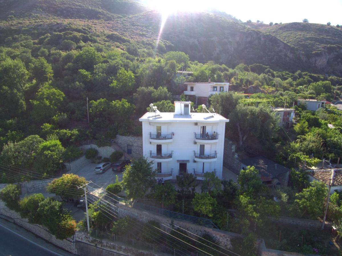 Apartments Vila Emiliano Borsh Eksteriør bilde