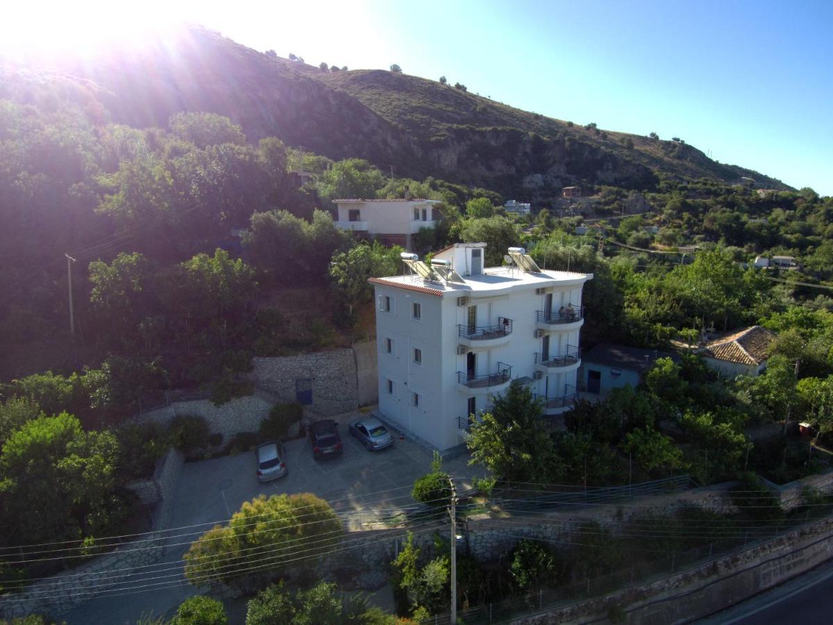 Apartments Vila Emiliano Borsh Eksteriør bilde